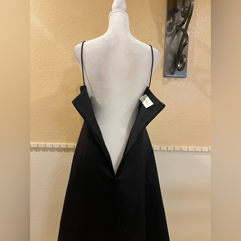 David's Bridal black satin formal / evening dress/ bridesmaids / Prom. Sz 14-16 - Picture 5 of 13